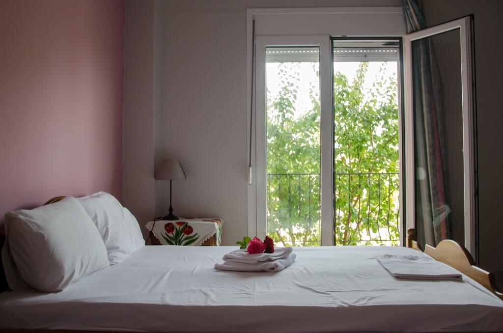 Ioannis Avrades Apartments Agiakampos  Exterior photo