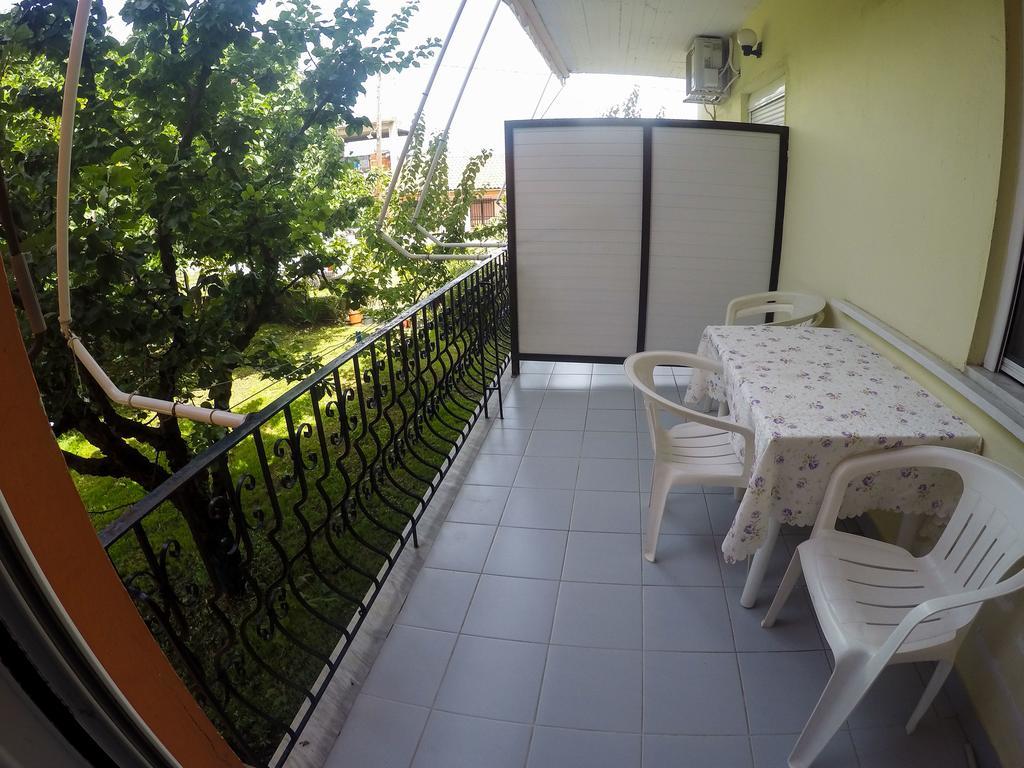 Ioannis Avrades Apartments Agiakampos  Exterior photo